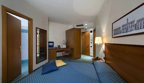 Basic Triple Room