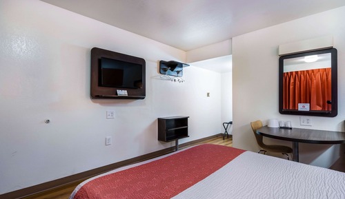 Standard Room, 1 Queen Bed, Smoking