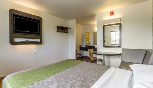 Modern, Standard Room, 2 Double Beds, Non Smoking