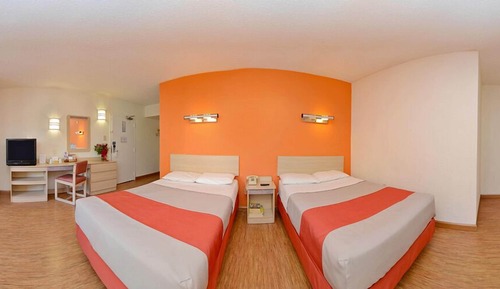 Standard Room, 2 Double Beds, Accessible, Non Smoking