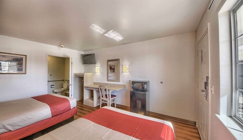 Standard Room, 2 Double Beds, Smoking