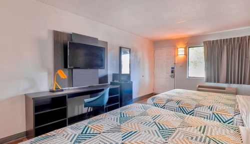 Deluxe Room, 2 Double Beds, Accessible, Non Smoking