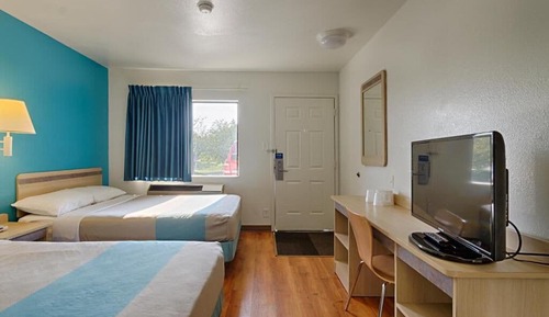 Standard Room, 2 Double Beds, Non Smoking