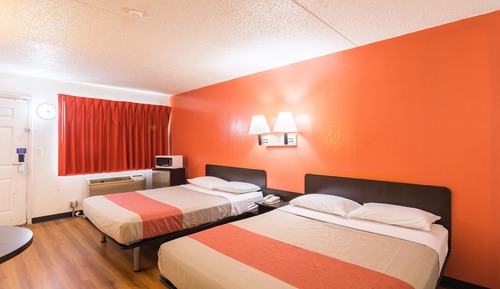 Standard Room, 2 Queen Beds, Non Smoking