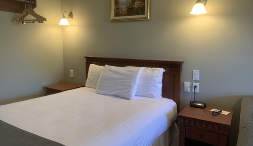 Classic Room, 1 Queen Bed
