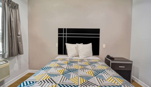 Standard Room, 1 Double Bed, Accessible, Non Smoking