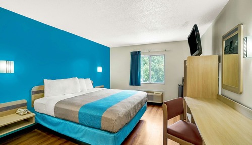 Standard Room, 1 King Bed, Non Smoking
