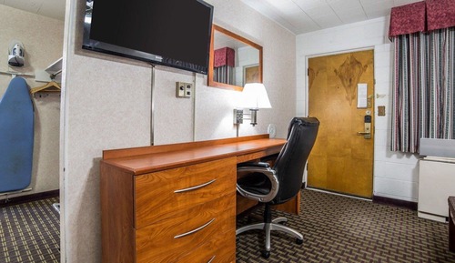 Standard Room, 2 Queen Beds, Non Smoking
