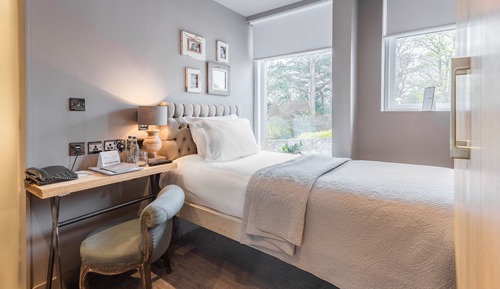 Classic Single Room
