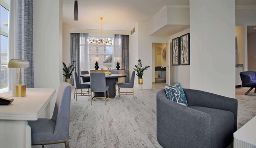 Presidential Suite, Accessible