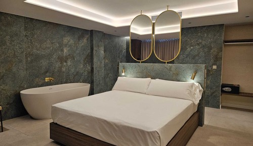 Junior Suite, 1 King Bed (Deluxe)