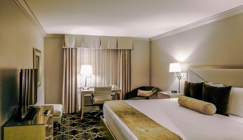 Standard Room, 1 Queen Bed