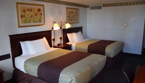 Standard room with two queen beds - smok