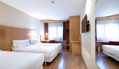 Triple Room (2 Adults + 1 Child)