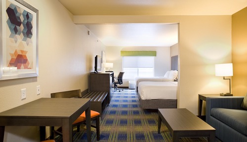 Suite, 2 Queen Beds