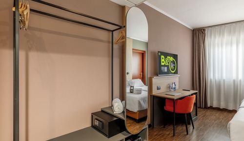 Standard Twin Room