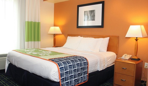 Room, 1 King Bed, Bathtub (Mobility/Hearing Accessible, Tub)