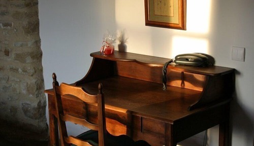 Classic Double Room (Coquelicot)