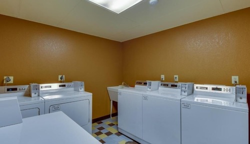 Condo, 2 Bedrooms