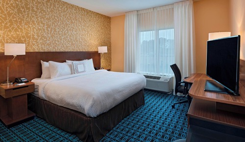 Room, 1 King Bed, Non Smoking (Hearing Accessible)
