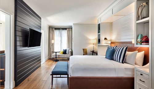 Suite, 1 King Bed, Terrace