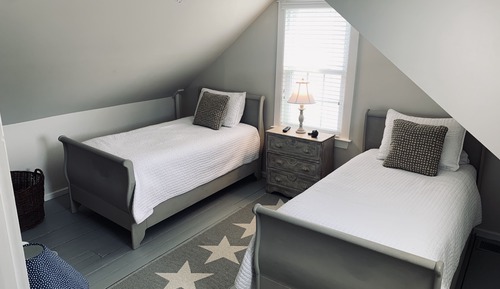 Room, 1 King Bed Plus 2 Twin (Upstairs)