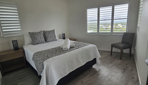 3 Bedroom Apartment - Premium Ocean View