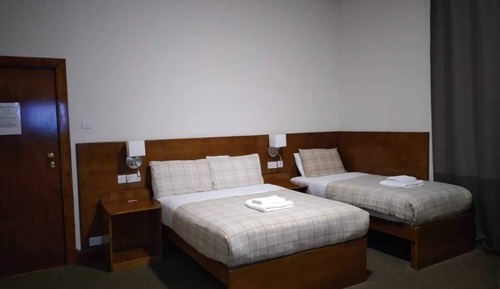 Triple Room, 1 Bedroom