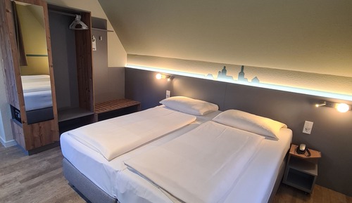 Double or Twin Room, Annex Building