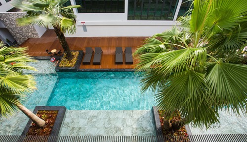 Deluxe Triple Room with Pool View