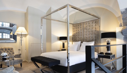 Traditional Suite (Duplex)