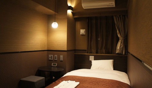 Semi Double Room (With a Shower room)