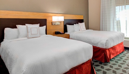 Studio, 2 Queen Beds (Hearing Accessible)