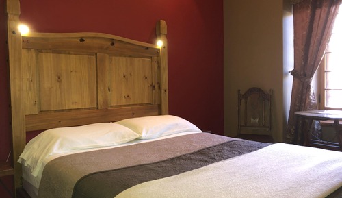 Standard Room, 1 Queen Bed