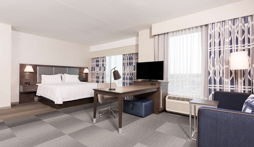 Studio, 1 King Bed with Sofa bed, Refrigerator & Microwave, Corner