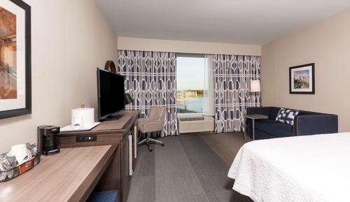 Room, 1 King Bed with Sofa bed, Accessible (Hearing)