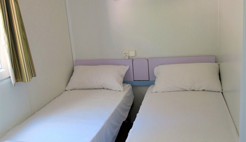 Standard Mobile Home (4 pax)