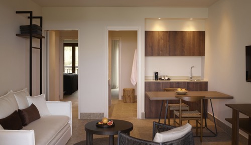 Suite, 1 Bedroom, Partial Sea View (Planet Deluxe)
