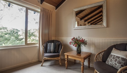 Splendid Wren Cottage