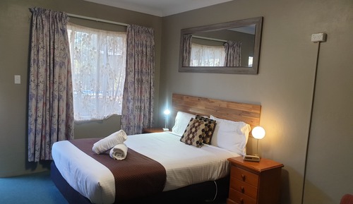 Queen Room