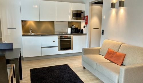 Studio B19, 2 adults+2children