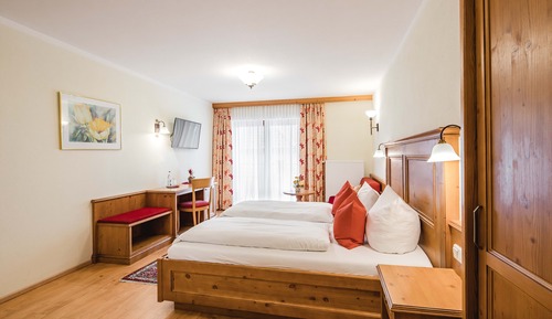 Standard Triple Room, 1 Queen Bed with Sofa bed, Non Smoking