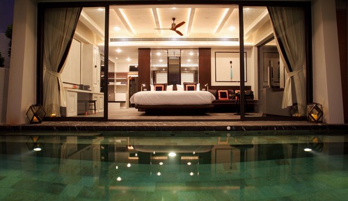 Baba Pool Suite