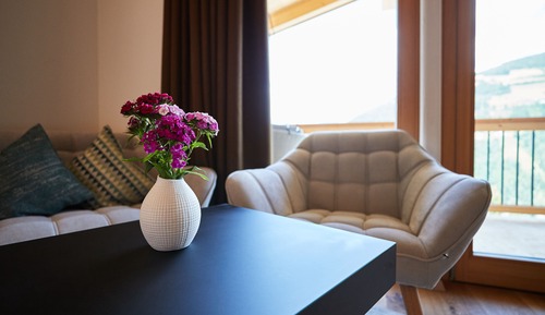 Exclusive Suite, 1 King Bed, Balcony, Valley View