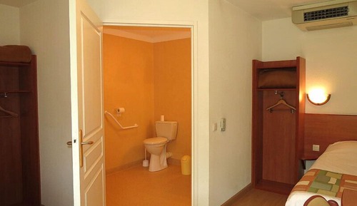 Twin Room, Accessible