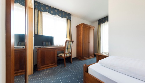 Comfort Single Room