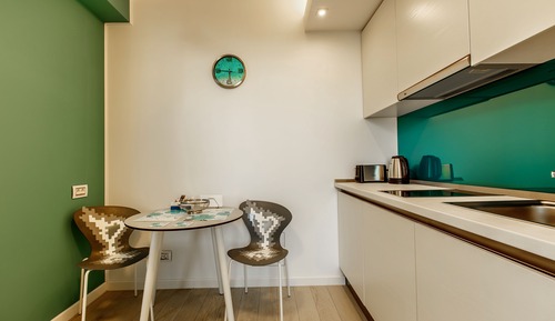 Family Studio, City View