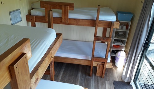 Cabin, Shared Bathroom (1 Double & 1 Tri-Bunk)