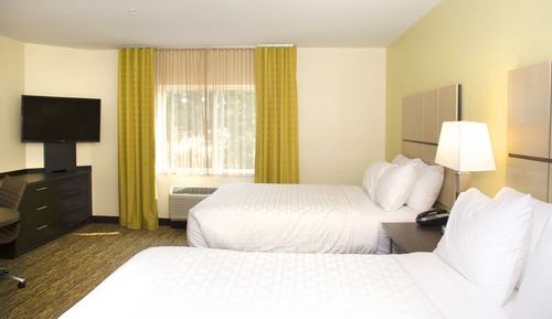Studio Suite, 2 Queen Beds, Accessible (Communications)