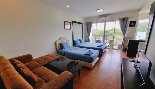 Studio Deluxe Triple River View